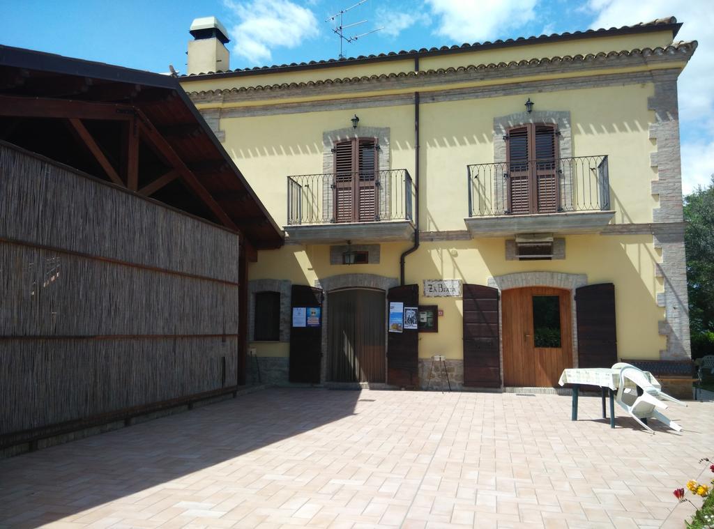 Penna Sant'AndreaAgriturismo Za Beata住宿加早餐旅馆 外观 照片